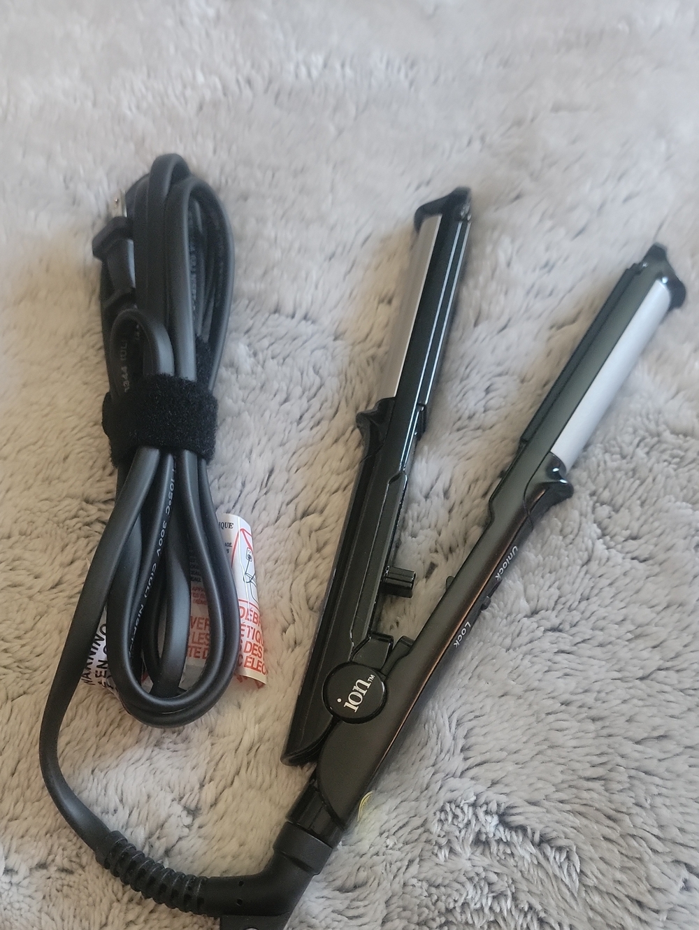 ION Black Mini Flat Iron Hair Straightener